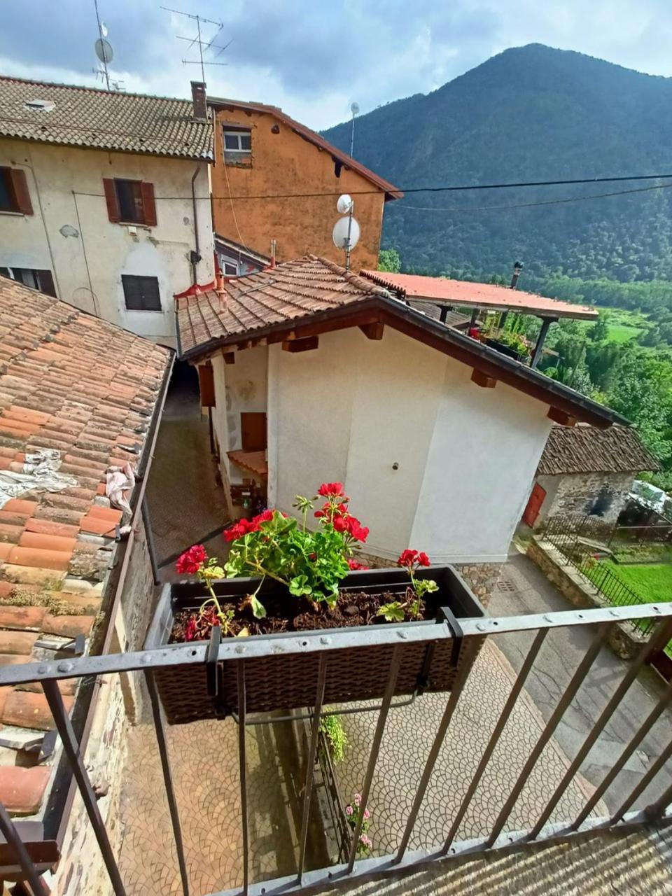 Foresteria Lombarda B & B Ca' Pelitti Ganna Exterior foto