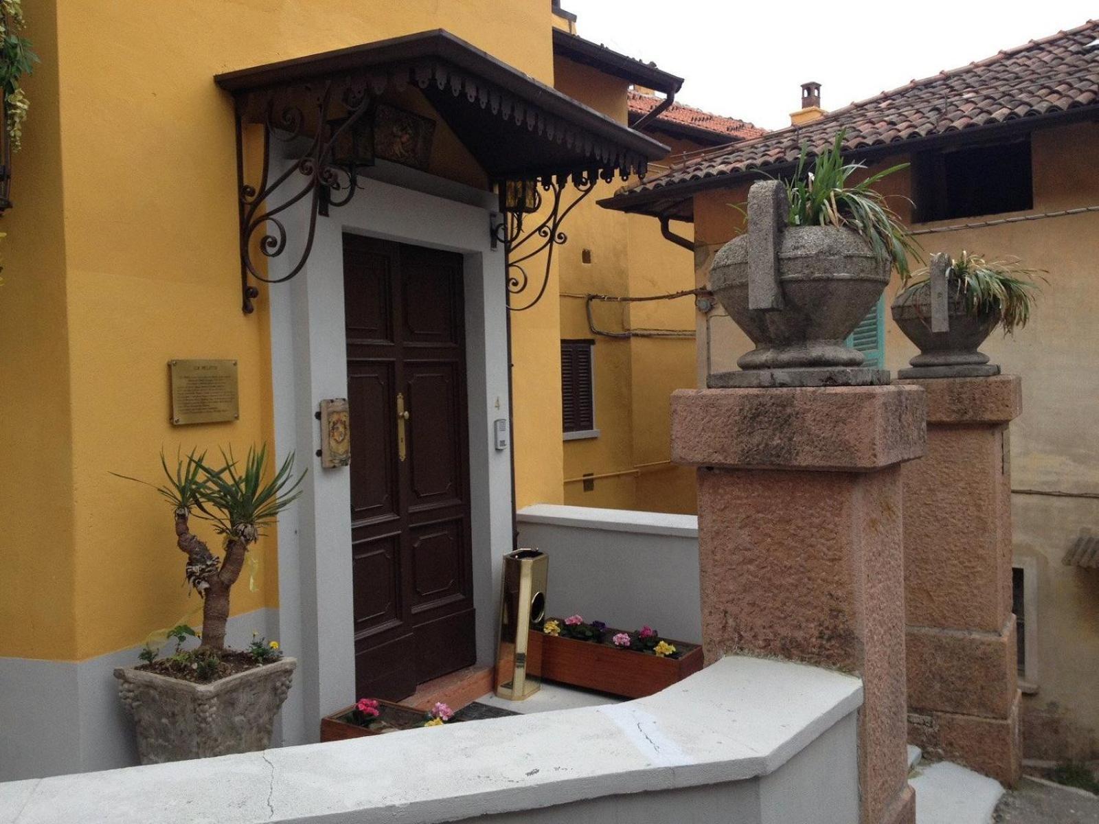 Foresteria Lombarda B & B Ca' Pelitti Ganna Exterior foto